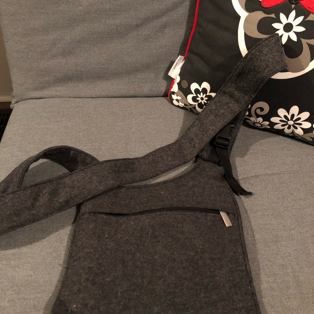 Small shoulder side bag